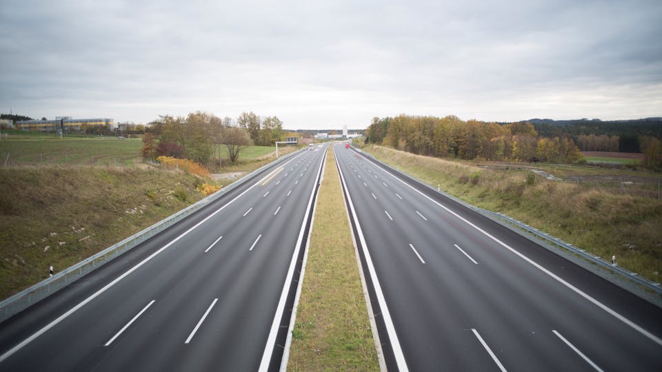 Sollte man Autobahnen ohne Standstreifen bauen Warum das nicht gut ist - Analyse und Tipps
