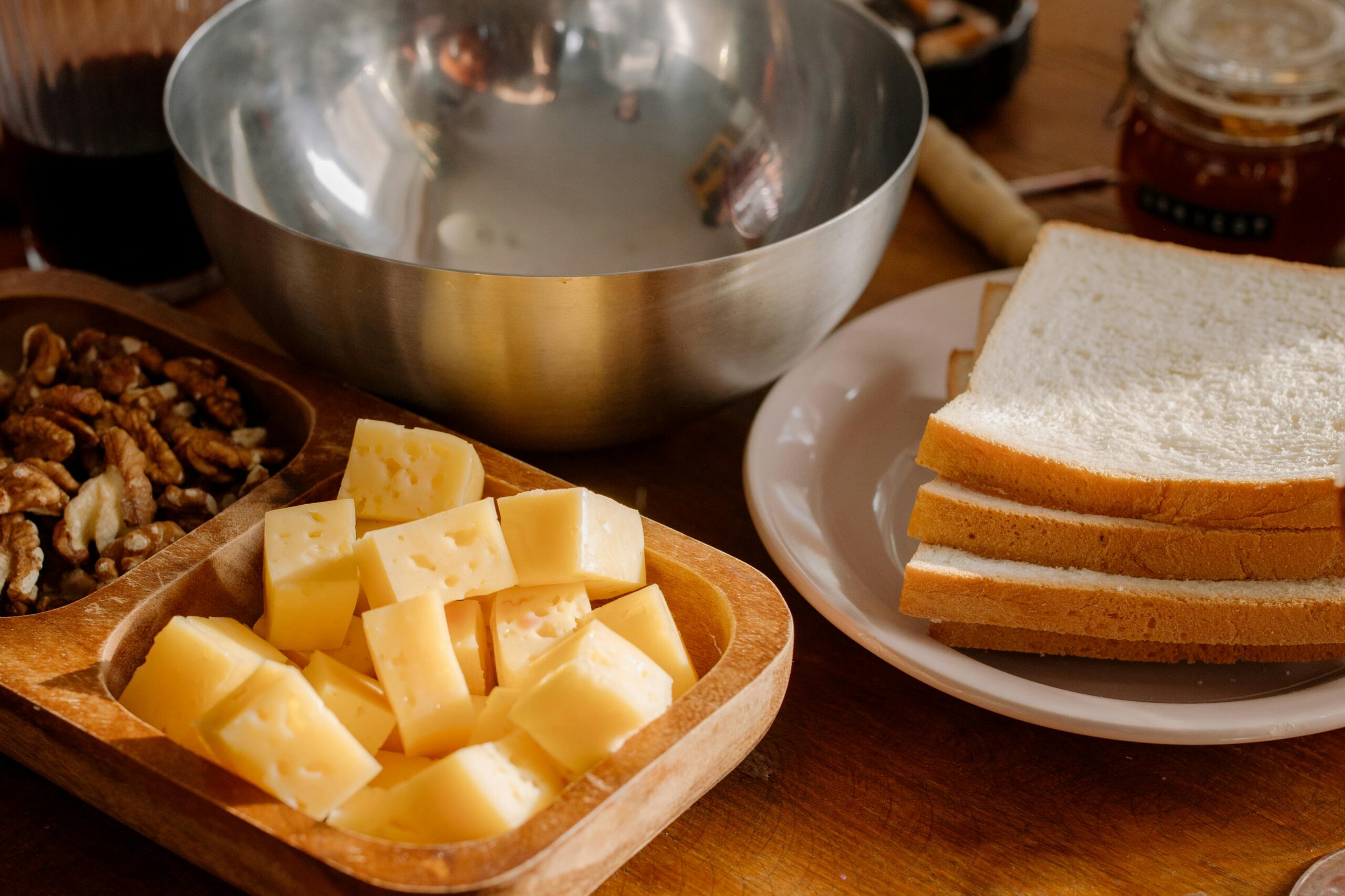 Mit welchem Messer kann man am besten Käse schneiden?